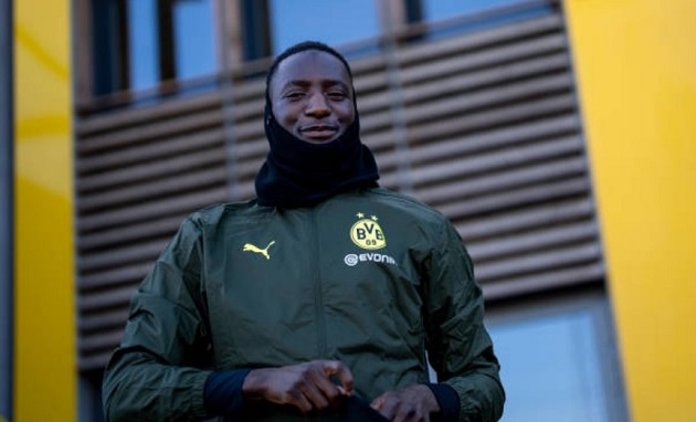 Với 44 triệu bảng, Arsenal có thể chiêu mộ Guirassy.